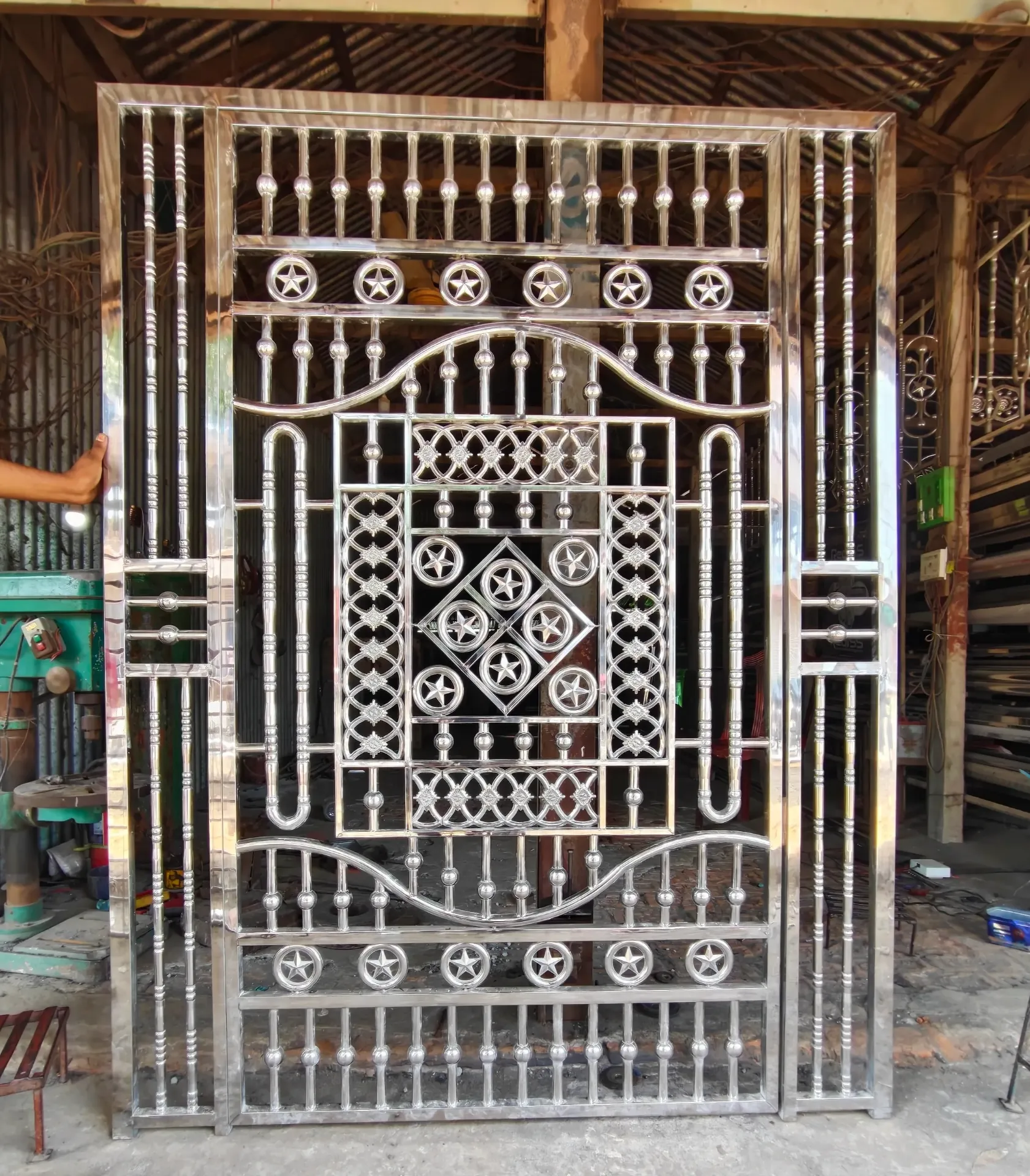 SS gate