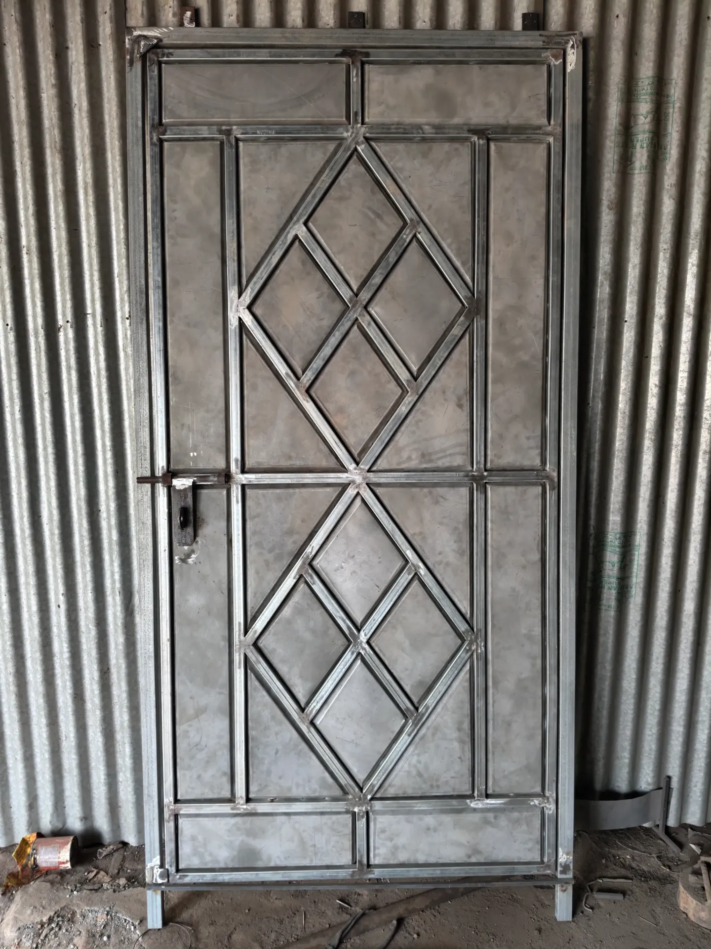 Gi box gate